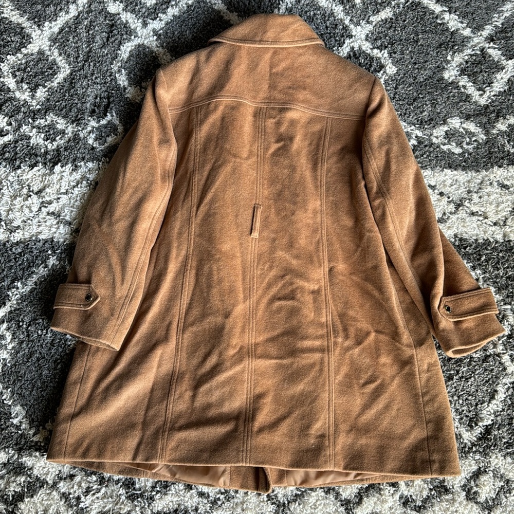 SOLD. - Picture 2 of 4